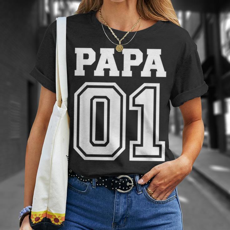 Papa 01 T-Shirt Geschenke für Sie