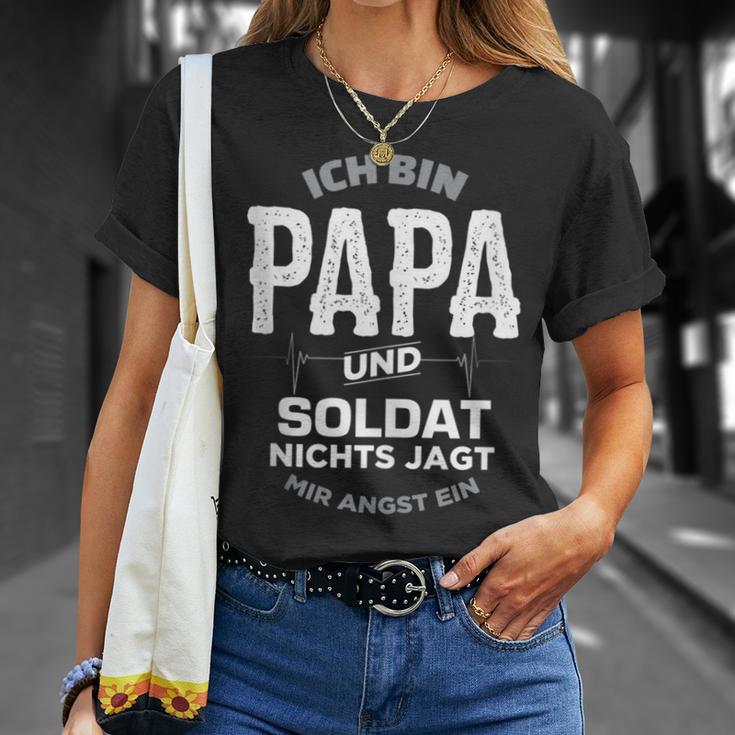 Papa Und Soldat Für Freund Mann Armee Bundeswehr T-Shirt Geschenke für Sie