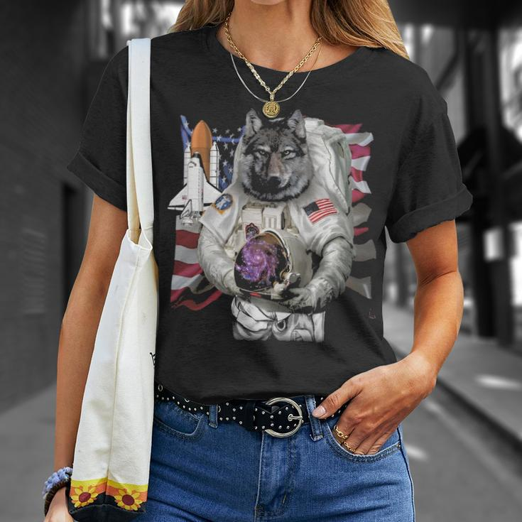 Patriotic Wolf As Usa America Astronaut T-Shirt Gifts for Her