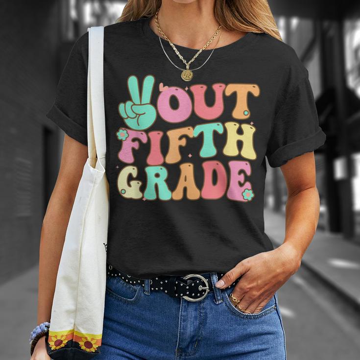 Peace Sign Out Fifth Grade Last Day School 5Th Graduation T-Shirt Gifts for Her