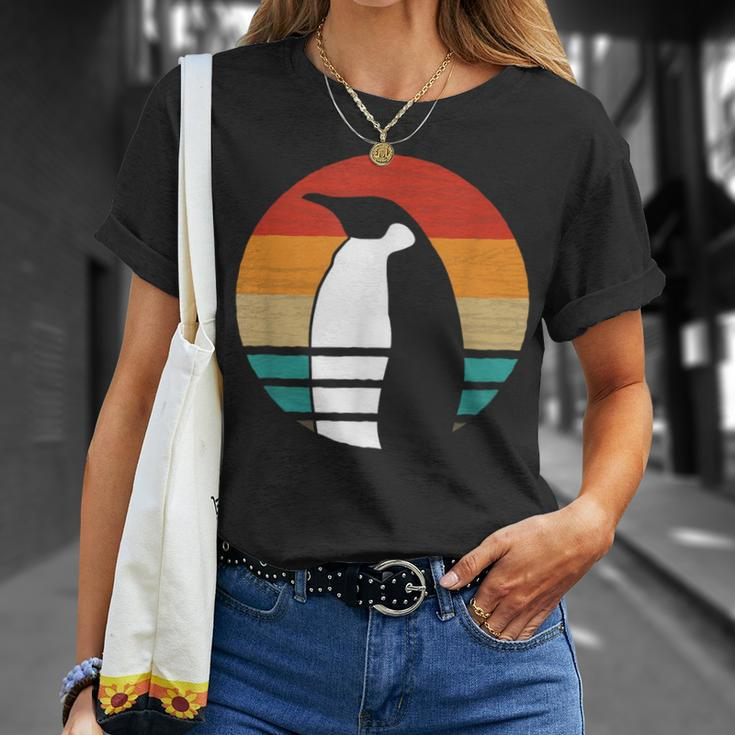 Penguin Retro Style Vintage T-Shirt Gifts for Her