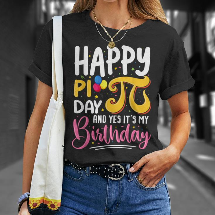 Pi Day Birthday Math Lover Happy Pi Day Yes It's My Birthday T-Shirt Gifts for Her