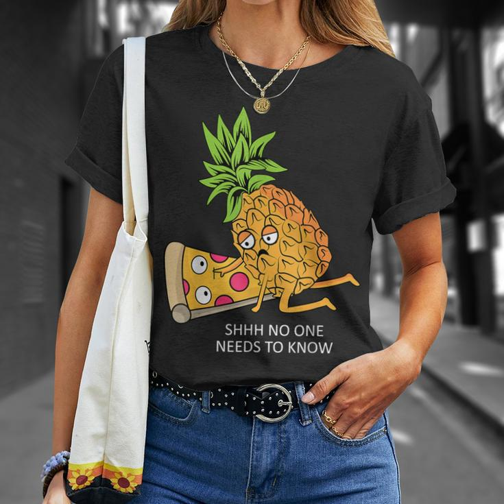 Pineapple Belongs On Pizza Lover Food Pun T-Shirt Gifts for Her