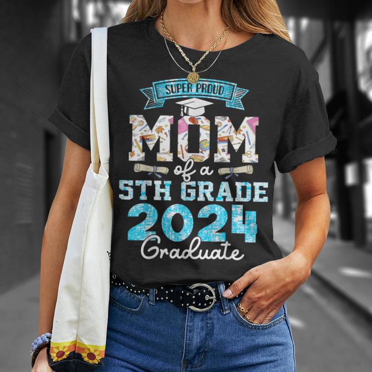 Proud Mom Of A Class Of 2024 5Th Grade Graduate T-Shirt Gifts for Her