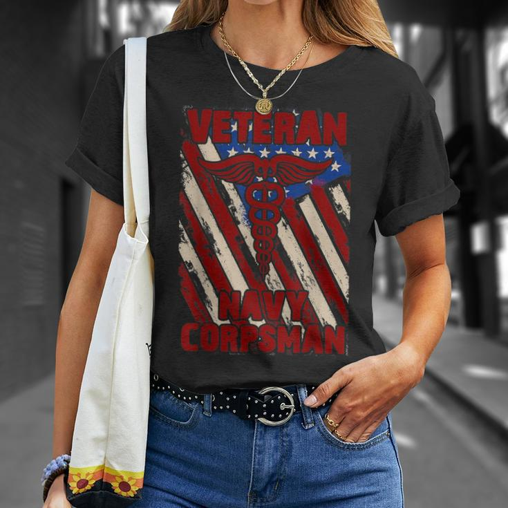 Proud Us Navy Corpsman Veteran Flag Vintage T-Shirt Gifts for Her