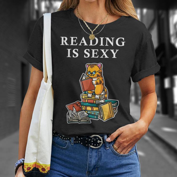 Reading Is Sexy Tiger Cat Reading Reading Women T-Shirt Gifts for Her