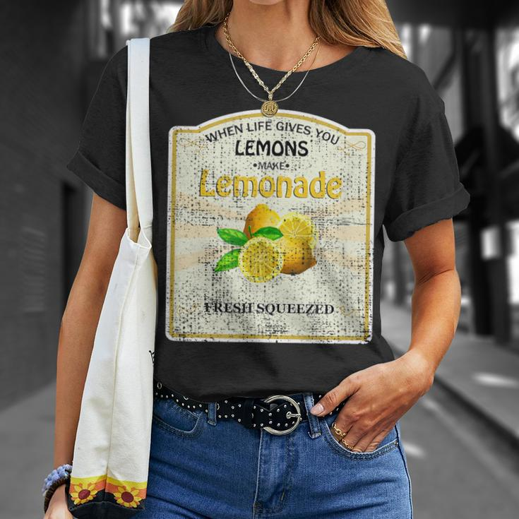 Retro Limonade T-Shirt: Wenn Das Leben Zitronen Gibt, German Design Geschenke für Sie
