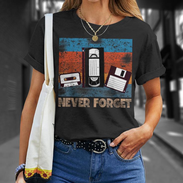 Retro Musik Kassette & Floppy Disk T-Shirt in Schwarz für Nostalgiker Geschenke für Sie