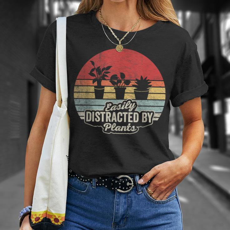 Retro Vintage Easily Distracted By Plants Gardening T-Shirt Gifts for Her