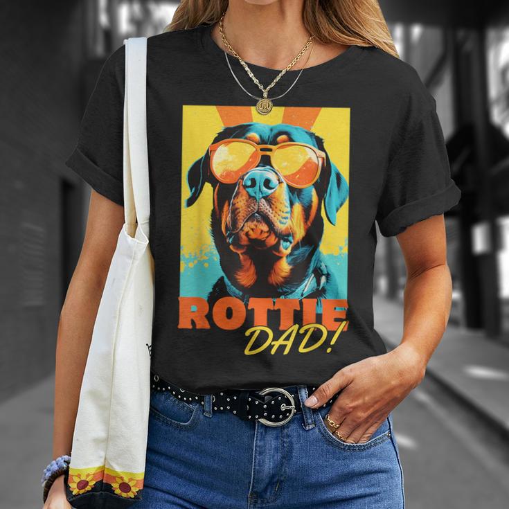 Rottie Dad — Rottweiler Papa Imintage-Look Lustig T-Shirt Geschenke für Sie