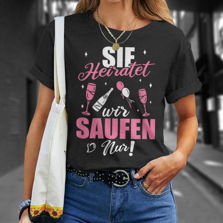 Sie Heiratet Wir Saufen Nur Junggesellenabschied T-Shirt Geschenke für Sie