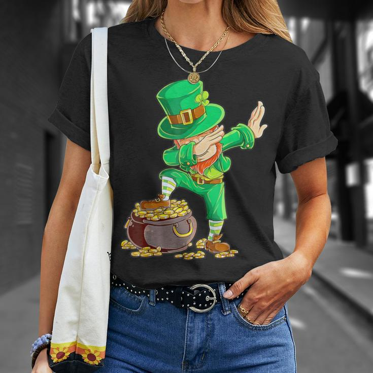 St Patrick's Day Dabbing Leprechaun Boys Dab Dance T-Shirt Gifts for Her