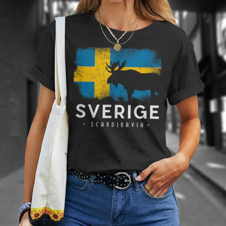 Sweden Scandinavia Swedish Elk Bull Midsomar Sverige T-Shirt Geschenke für Sie