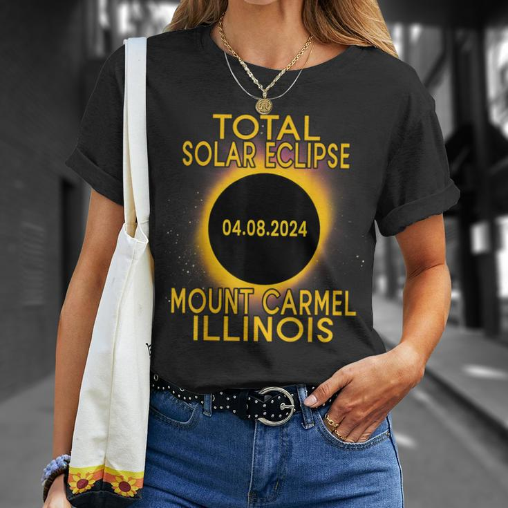 Total Solar Eclipse 2024 Mount Carmel Illinois T-Shirt Gifts for Her