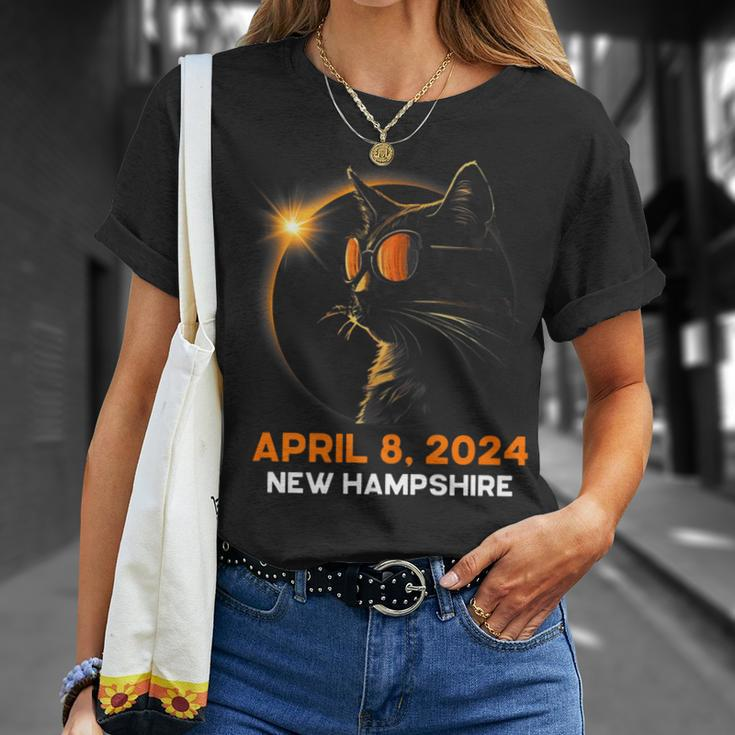 Total Solar Eclipse 2024 New Hampshire Cat Lover Glasses T-Shirt Gifts for Her