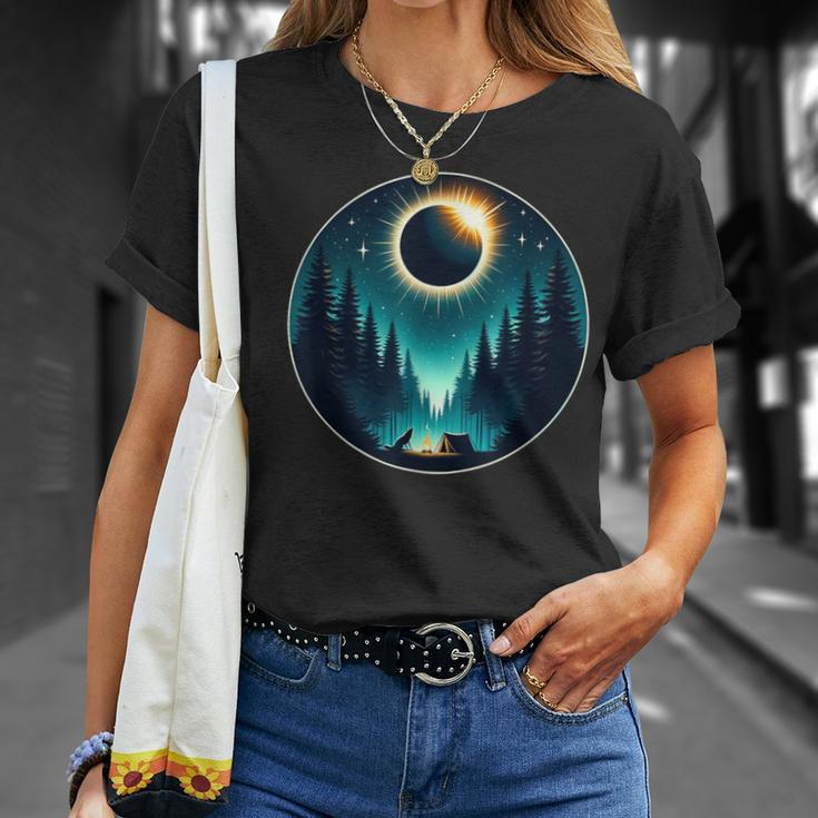 Total Solar Eclipse Apirl 08 2024 With Wolf Graphic T-Shirt Gifts for Her