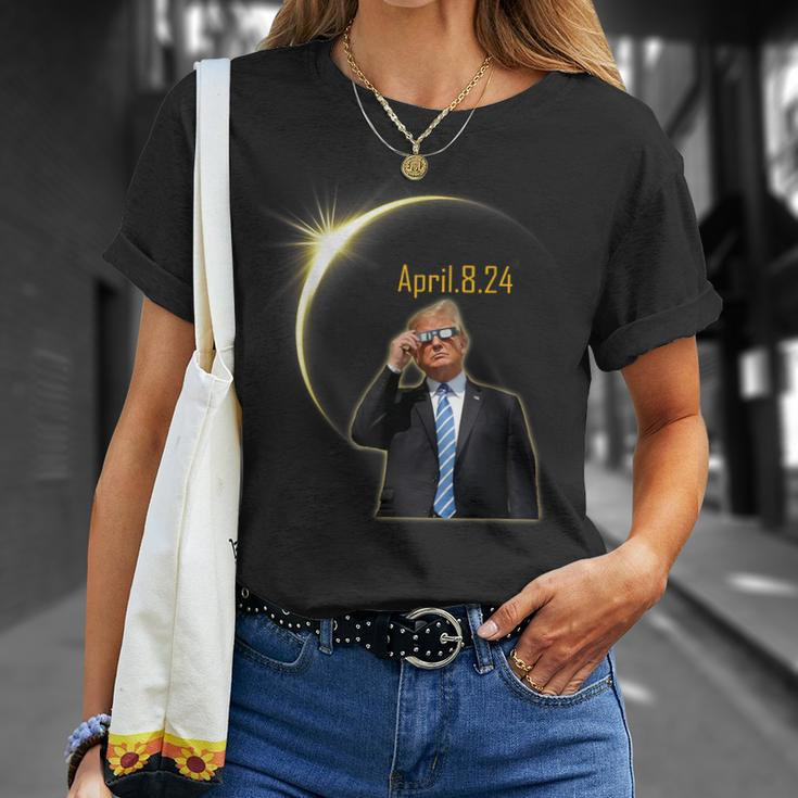 Trump Solar Eclipse 2024 Total Solar Eclipse 40824 T-Shirt Gifts for Her