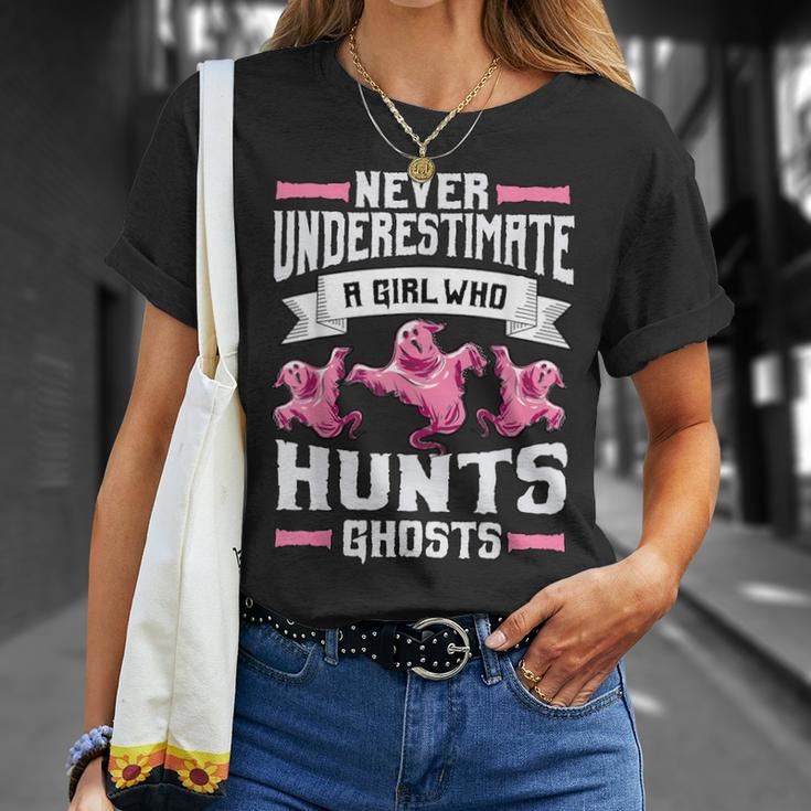 Never Underestimate A Girl Who Hunts Ghosts Ghost Hunting T-Shirt Gifts for Her