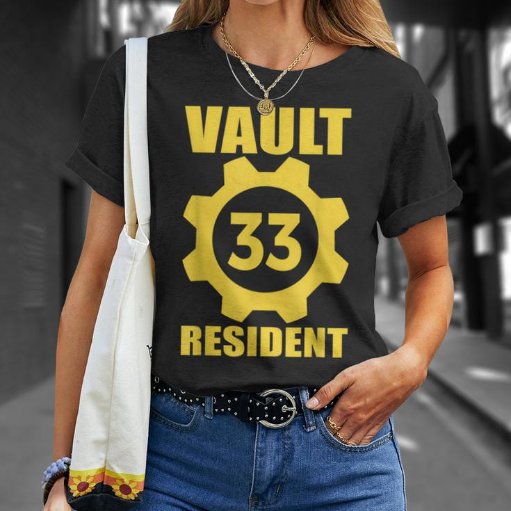 Vault 33 Resident Yellow Blue T-Shirt Gifts for Her