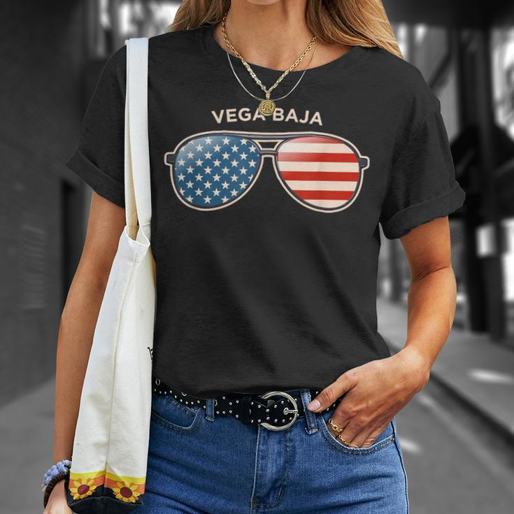 Vega Baja Pr Vintage Us Flag Sunglasses T-Shirt Gifts for Her