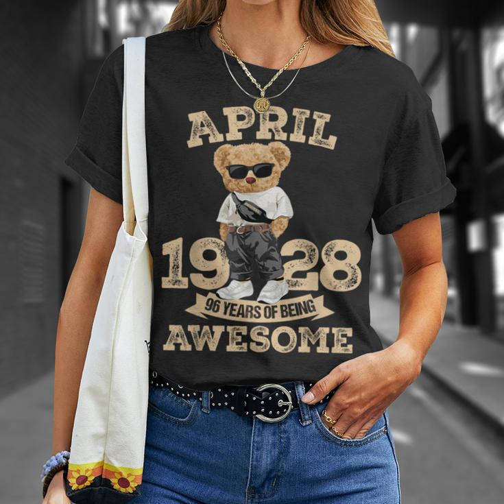 Vintage April 1928 96Th Birthday 96 Year Old Women T-Shirt Gifts for Her