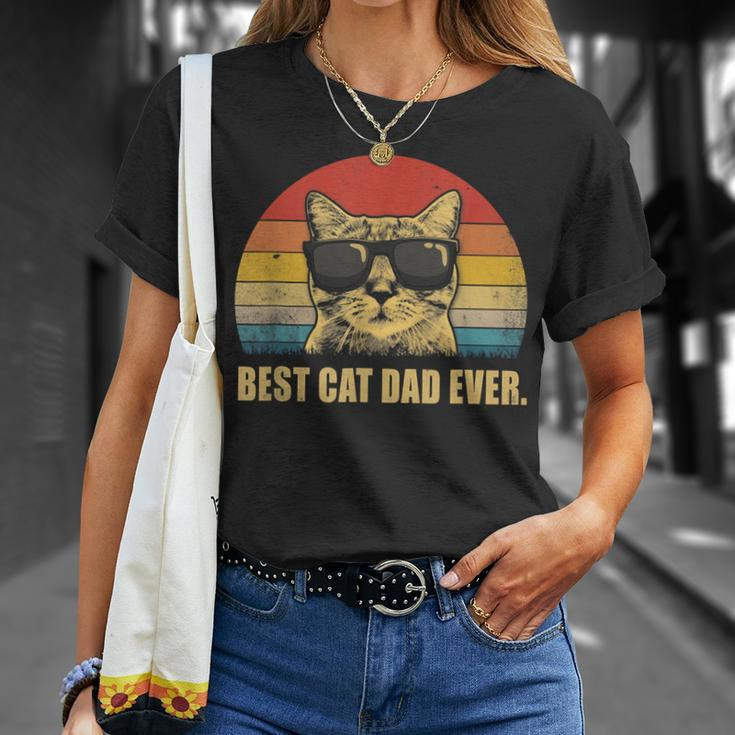 Vintage Best Cat Dad Ever Bump Fist Father's Day Cat Daddy T-Shirt Gifts for Her