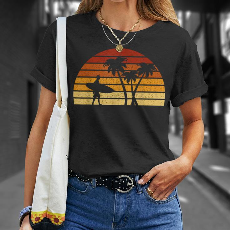 Vintage Sun Surfing For Surfers And Surfers T-Shirt Geschenke für Sie