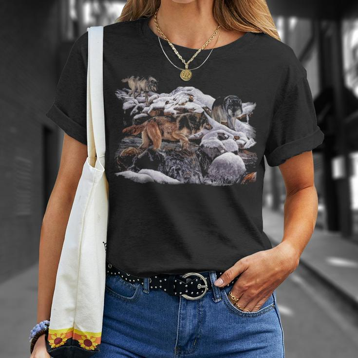 Wolf Sweat Wildlife Wolf Mountain Three Wolf T-Shirt Gifts for Her