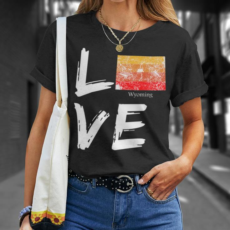 Wyoming Wy Map Souvenir Love Distressed State T-Shirt Gifts for Her