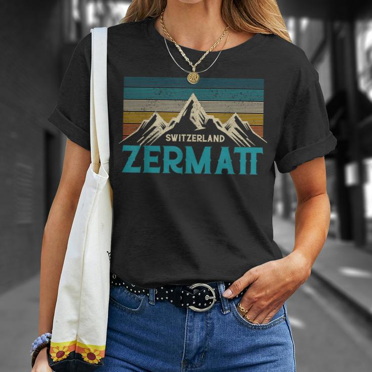 Zermatt Switzerland Swiss Vintage Mountains Souvenir T-Shirt Gifts for Her