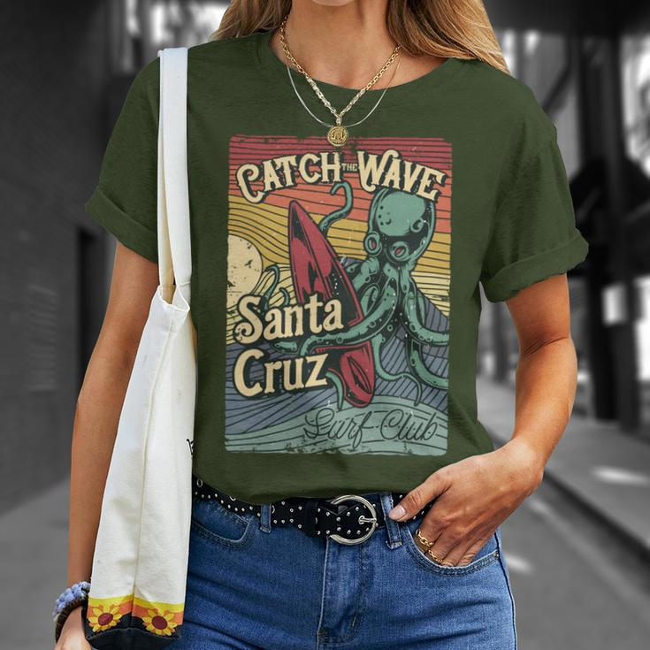 Retro Vintage Surf Club Octopus Surfboard Ca Santa Cruz T-Shirt Gifts for Her
