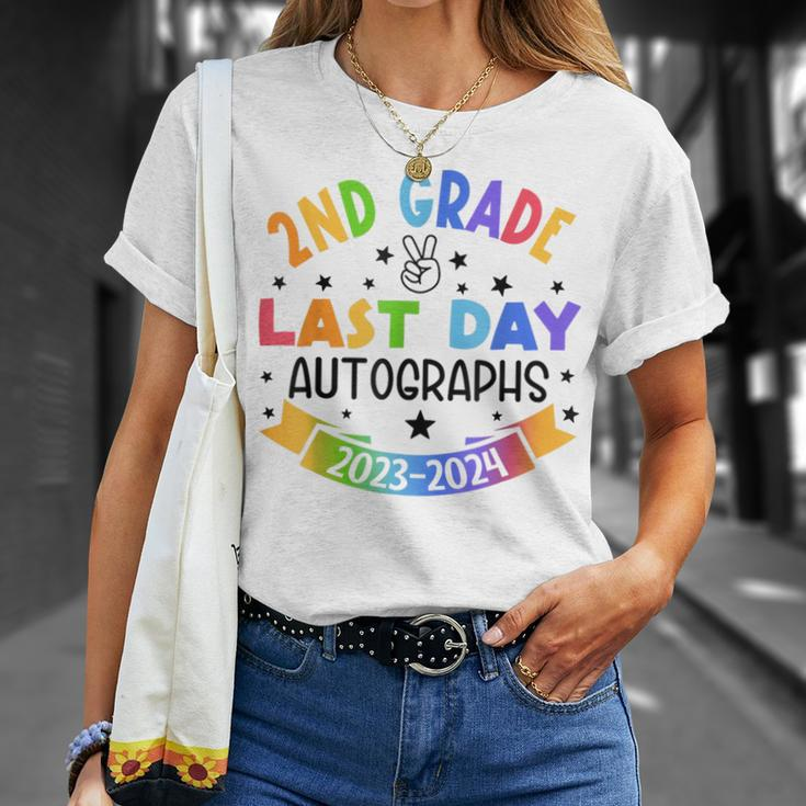2024 Last Day Of School Autograph 2Nd Grade Graduation Party T-Shirt Gifts for Her
