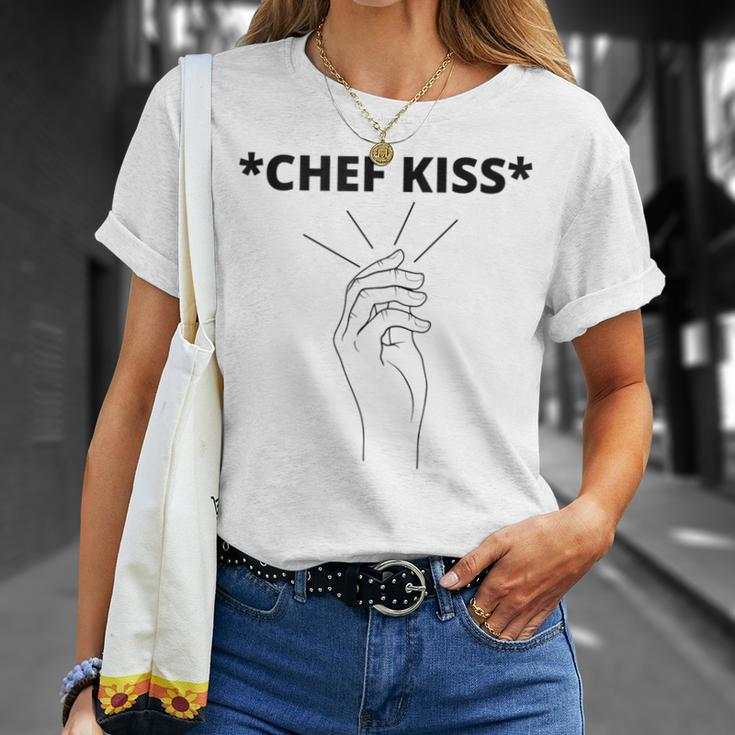 Chef Kiss Satisfaction Hand Gesture T-Shirt Gifts for Her