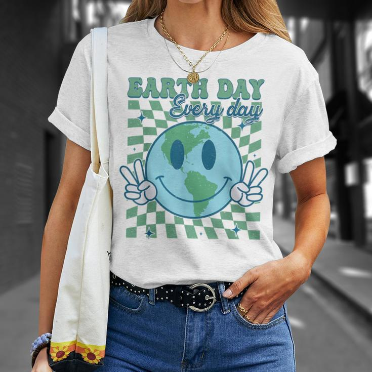 Earth Day Everyday Smile Face Hippie Planet Anniversary T-Shirt Gifts for Her