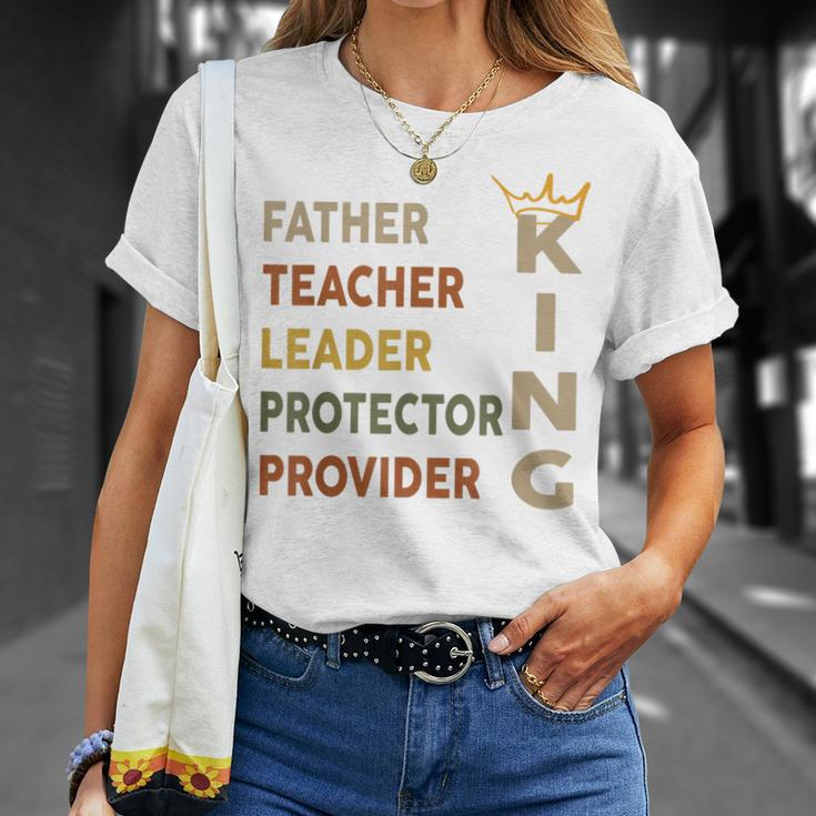 Father's Day African American Father Leader Black King Dad T-Shirt Gifts for Her