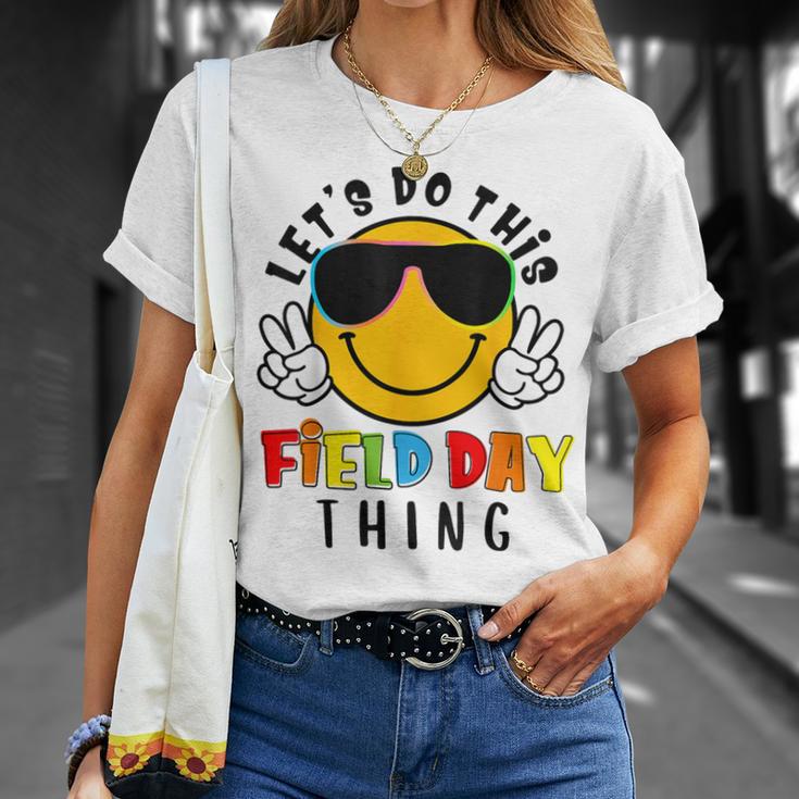 Do This Field Day Thing Sunglasses Hippie Face Boys Student T-Shirt Gifts for Her