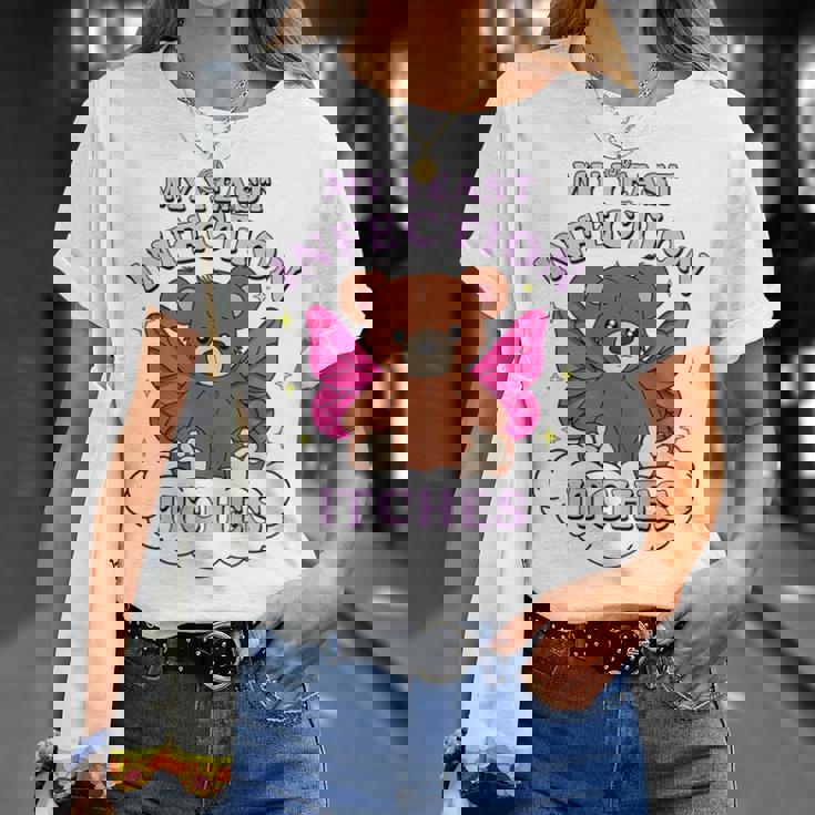 Meme My Yeast Infection Itches Weird Humor Offensive T-Shirt Gifts for Her