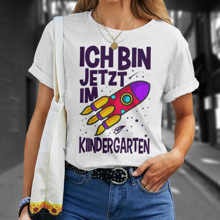 Kinder T-Shirt Ich Bin Jetzt Im Kindergarten - Einschulungsgeschenk Geschenke für Sie