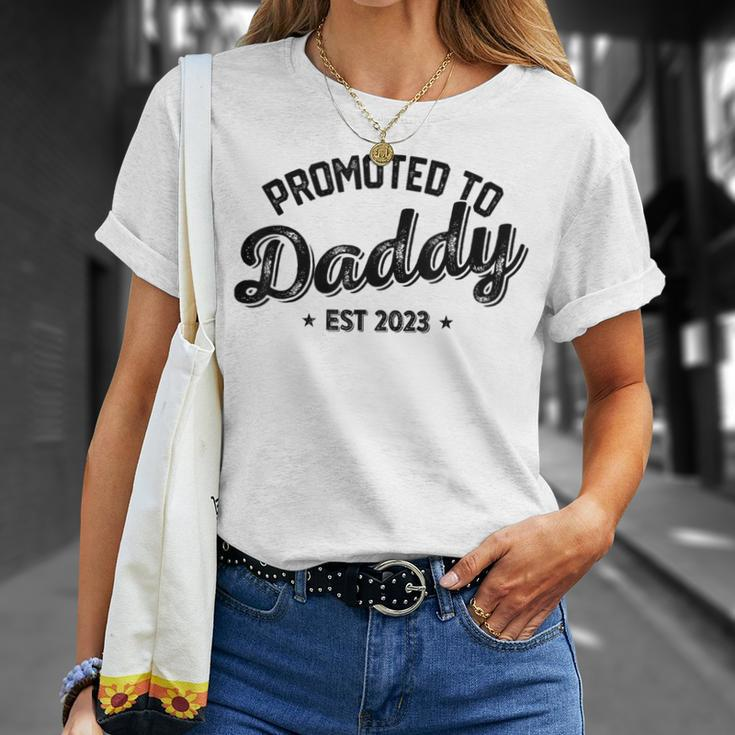 Promoted To Daddy Est 2023 New Dad New Birth Fathers Day T-Shirt Gifts for Her