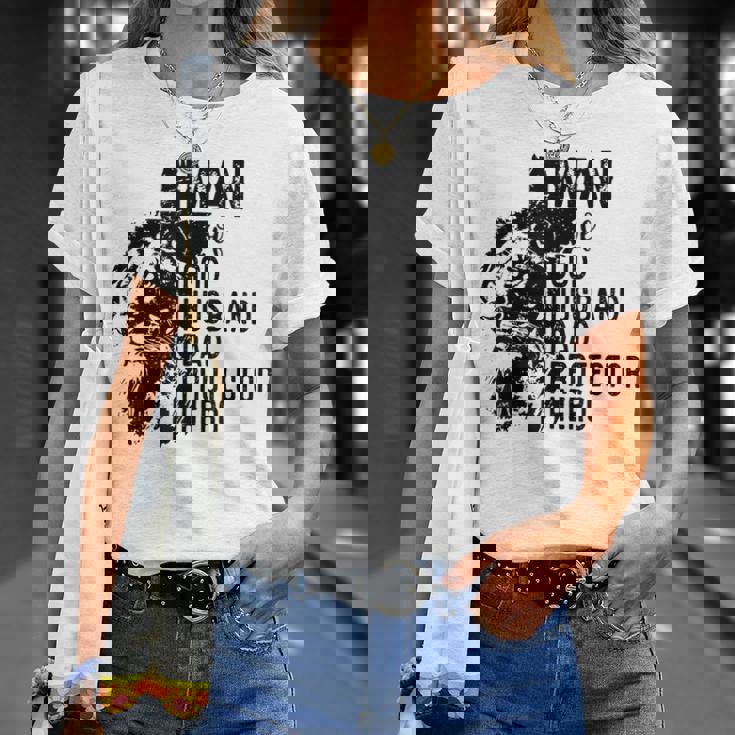 Retro Man Of God Husband Dad Protector Hero Dad Christian T-Shirt Gifts for Her