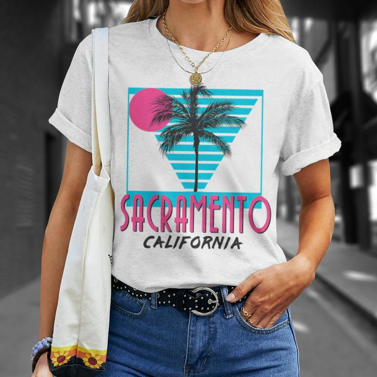 Sacramento CaliforniaRetro Ca Cool T-Shirt Gifts for Her
