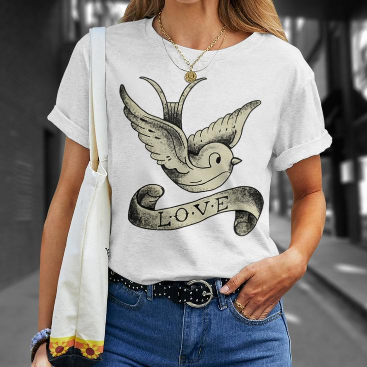 Schwalbe Vintage Bird Tattoo Love Women's Men T-Shirt Gifts for Her