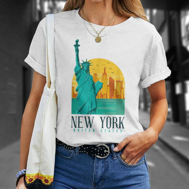 Statue Of Liberty Retro Vintage New York City Nyc Ny T-Shirt Gifts for Her