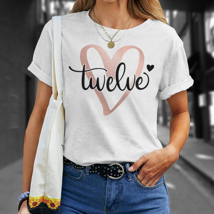 Twelve Zwölf Herz Schriftzug 12 Geburtstag 12 Jahre Mädchen T-Shirt Geschenke für Sie