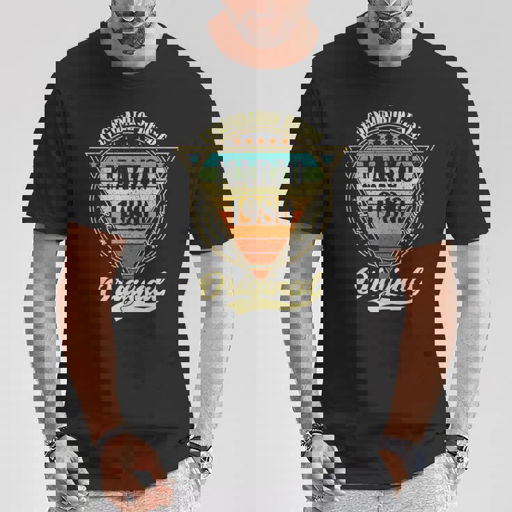 44 Cumpleaños Nacido En Marzo De 1980Intage 44 Años Camiseta unisex Regalos divertidos