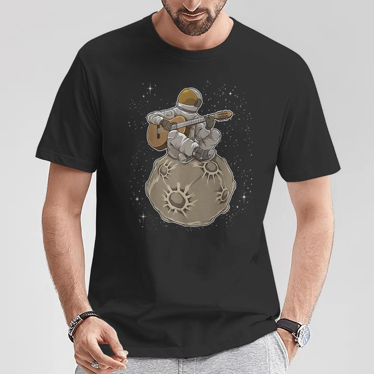 Astronaut Plays Guitar Spaceman Guitarist Explorer T-Shirt Lustige Geschenke