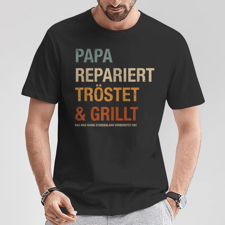 Bbq Papa Repariert Komöstet Und Grillt For Dad T-Shirt Lustige Geschenke