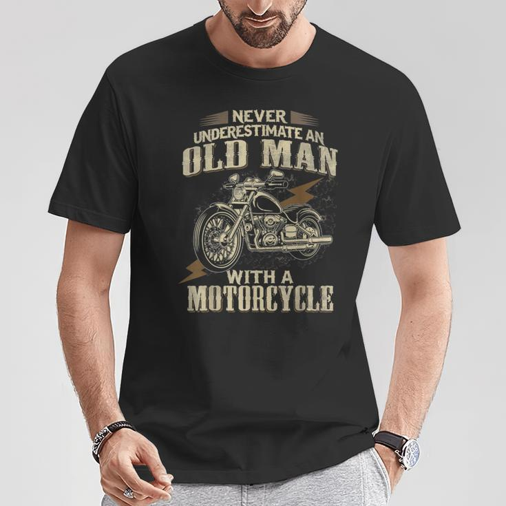 Bikers Never Underestimate An Old Man On A Motorbike Biker T-Shirt Funny Gifts