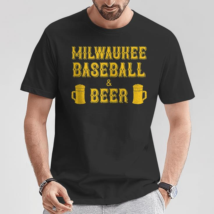 Classic Milwaukee Baseball & Beer Fan Retro Vintage T-Shirt Unique Gifts