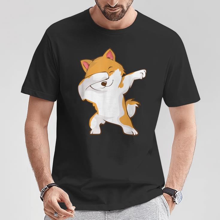 Dabbing Akita Inu T-Shirt Lustige Geschenke